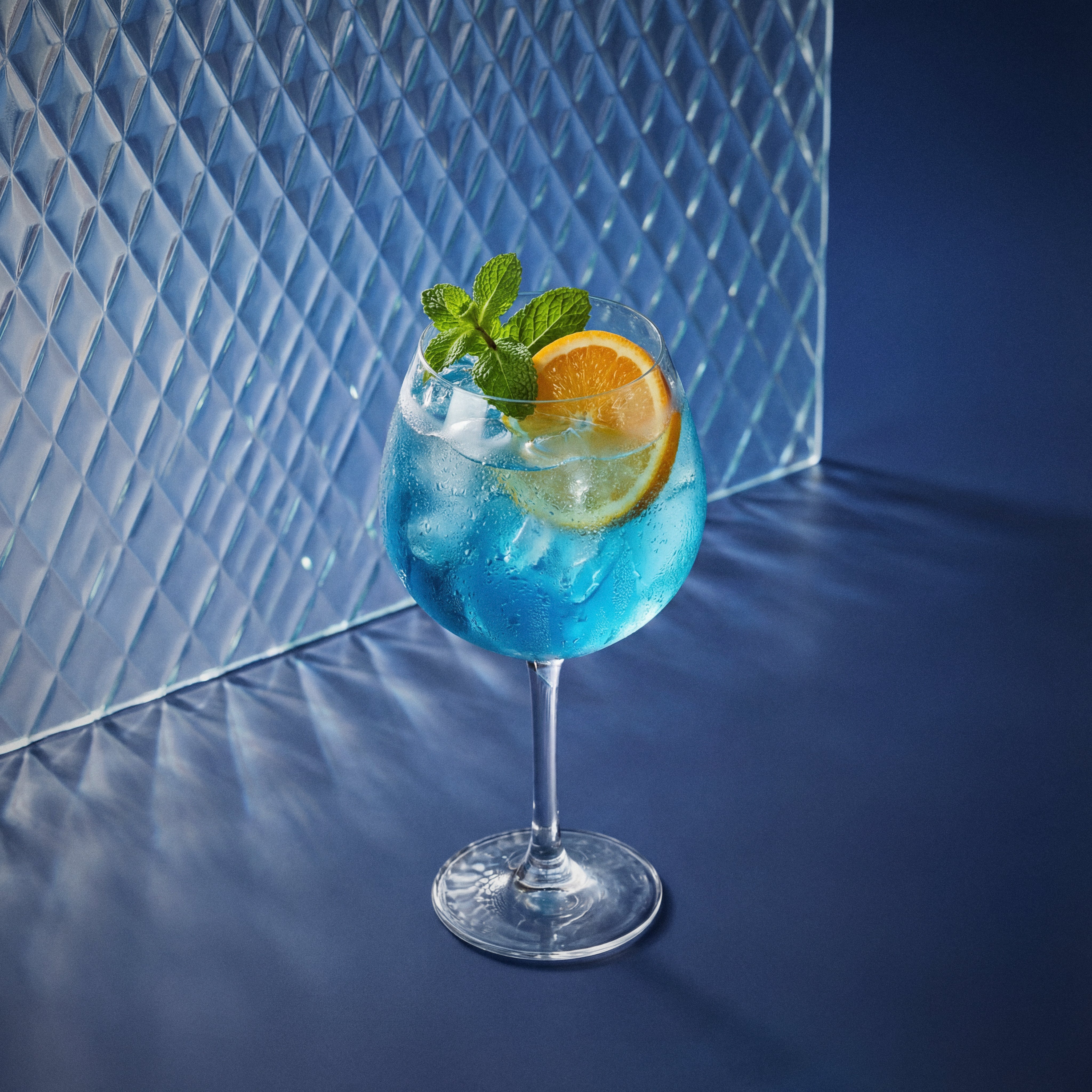 Blue 1575 Spritz Cocktail Recipe | Bols Cocktails
