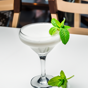 Albino Grasshopper Cocktail Recipe with Bols Natural Yoghurt and Cacao White Products