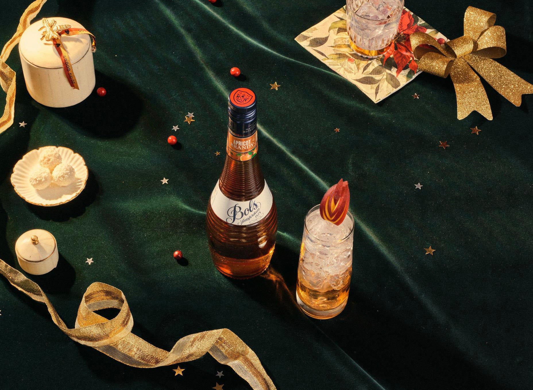 Apricot Brandy Spritz Cocktail Recipe with Bols Apricot Brandy Products