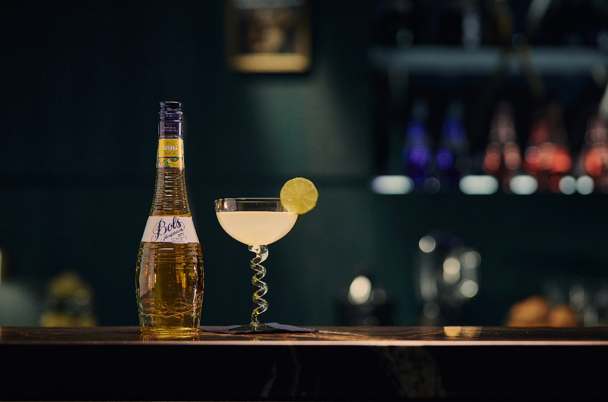 Banana Daiquiri Cocktail Recipe with Bols Banana Products