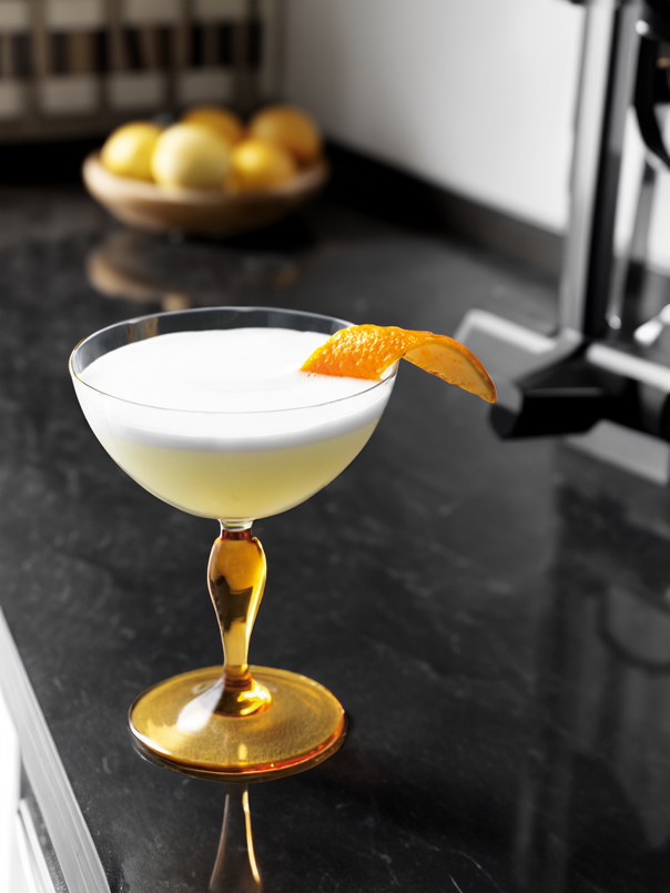 Cherry Daiquiri Cocktail Recipe with Bols Kirsche Products