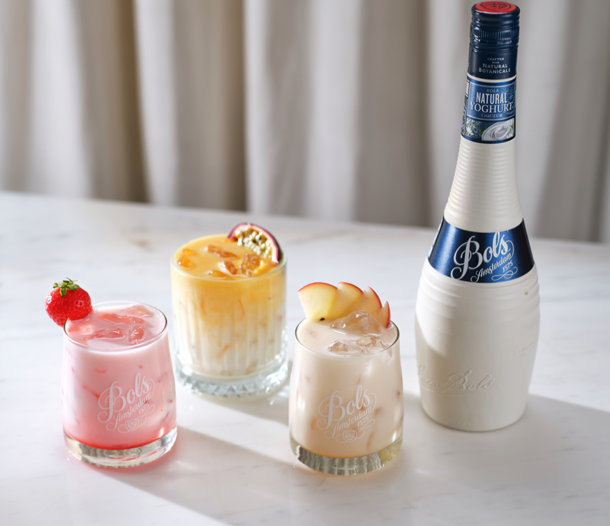 Natural Yoghurt Easy Mix Cocktail Recipe with Bols Natural Yoghurt Products