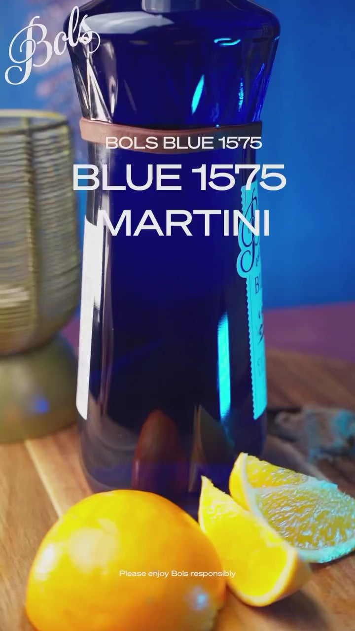 Blue 1575 Martini