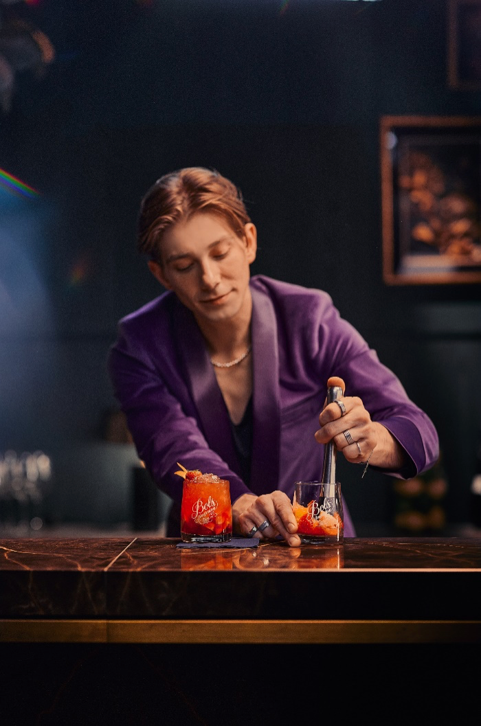 Vanilla Berry Cooler Cocktail Recipe with Bols Strawberry and Vanilla Products