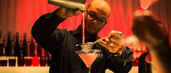 5 Steps on how to become a bartender