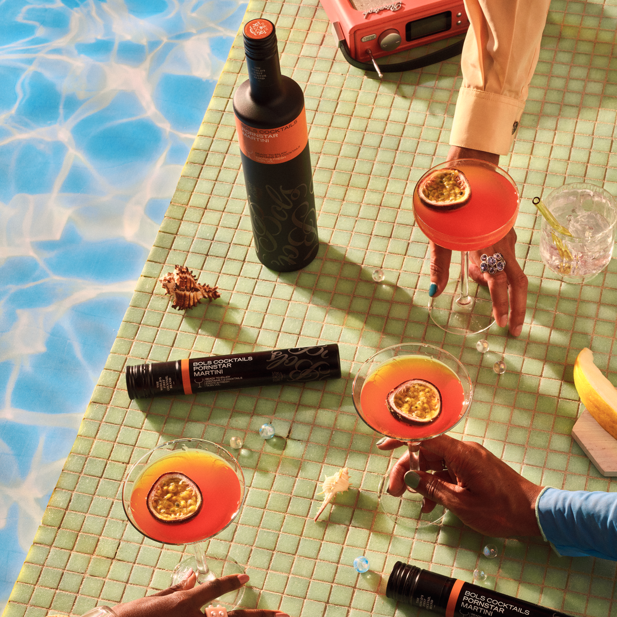 pornstar martini cocktails by pool side from bols ready to drink