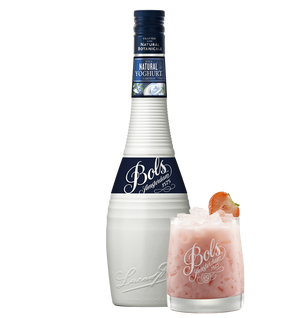 Bols Natural Yoghurt liqueur with Strawberry Cheesecake cocktail